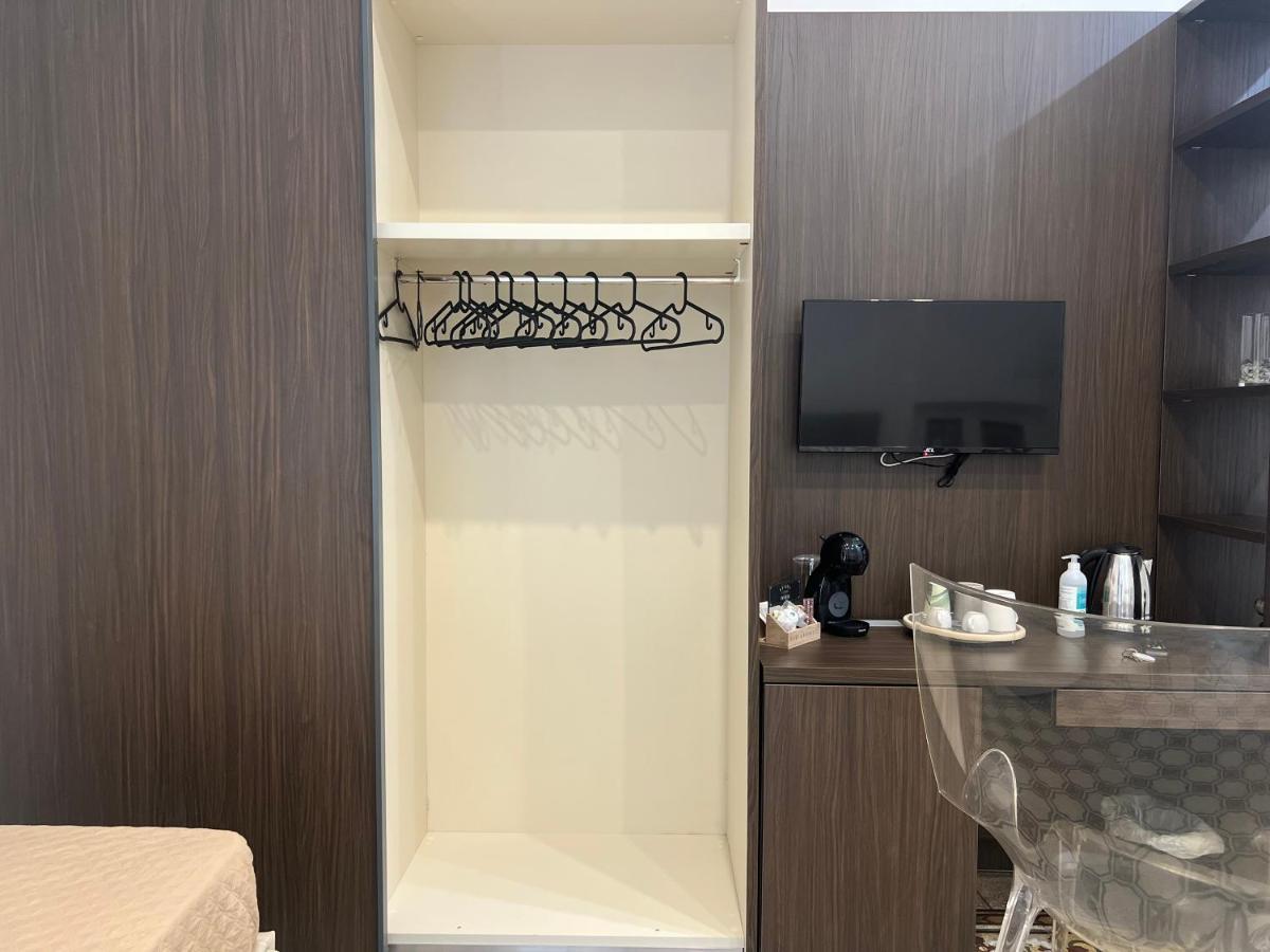 La Piazza Suite Νάπολη Εξωτερικό φωτογραφία