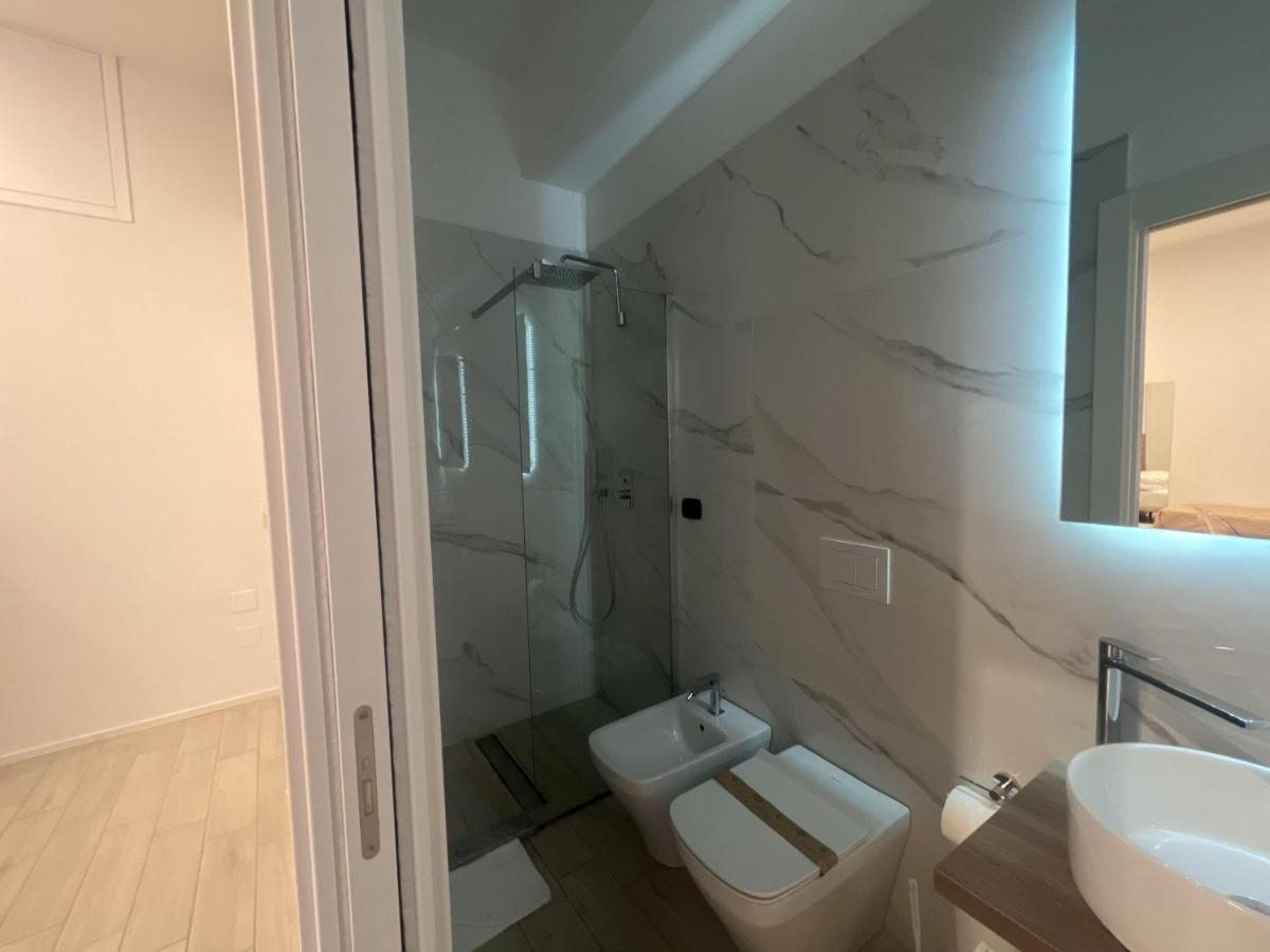 La Piazza Suite Νάπολη Εξωτερικό φωτογραφία