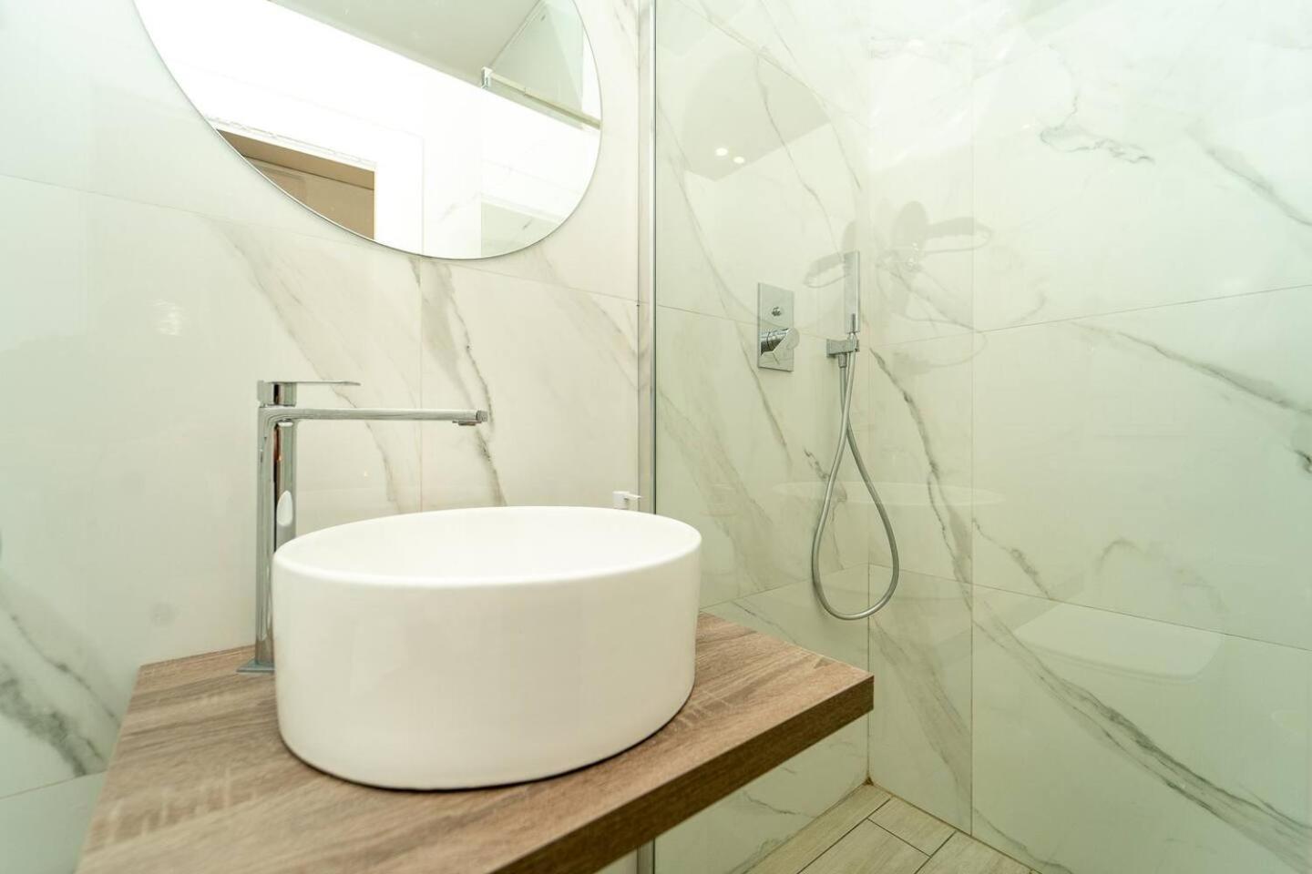 La Piazza Suite Νάπολη Εξωτερικό φωτογραφία