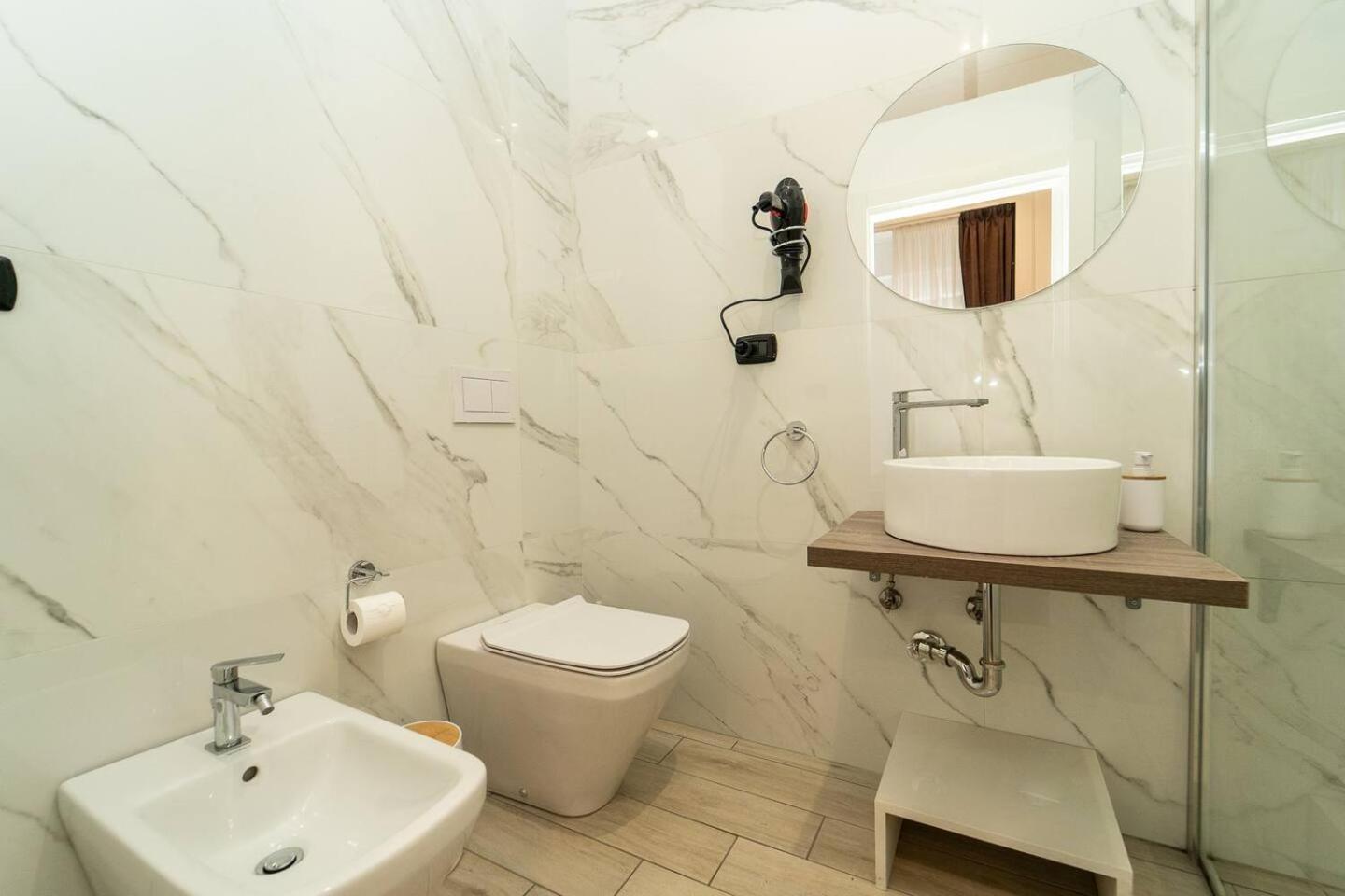 La Piazza Suite Νάπολη Εξωτερικό φωτογραφία