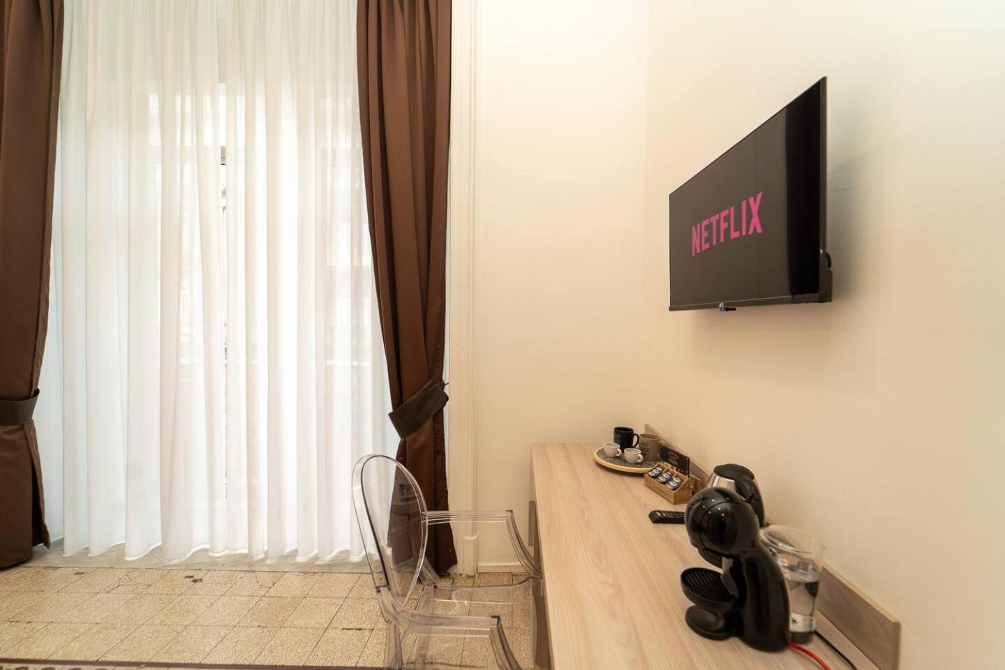 La Piazza Suite Νάπολη Εξωτερικό φωτογραφία