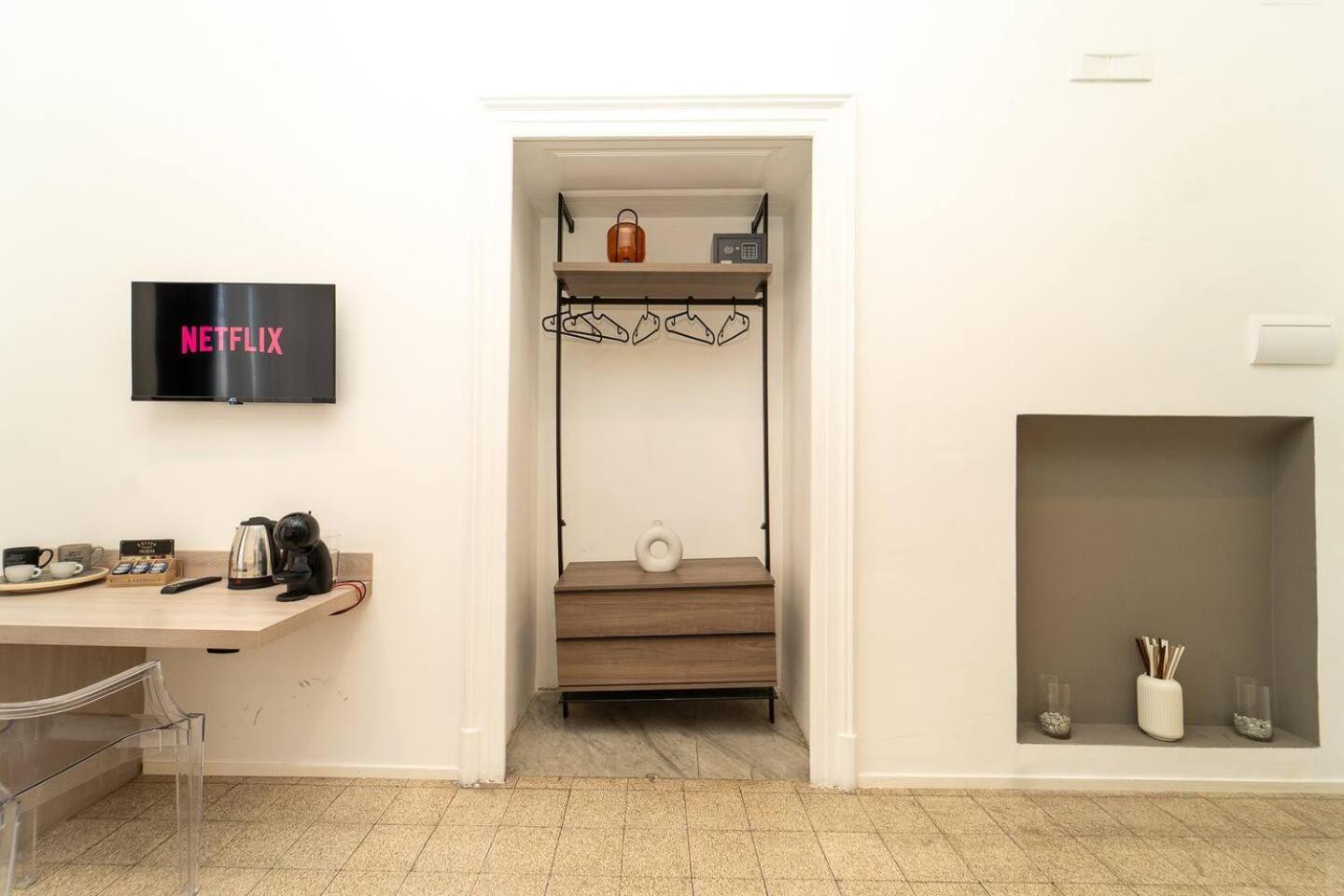 La Piazza Suite Νάπολη Εξωτερικό φωτογραφία